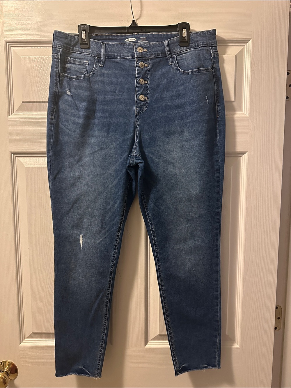 Women’s Old Navy Rockstar Super Skinny Button-Fly High-Rise Jeans - Size 16 0262